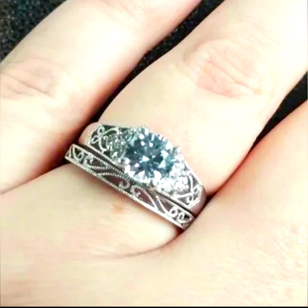 SHANE CO JUNE VINTAGE 14k SCROLL BAND 💓